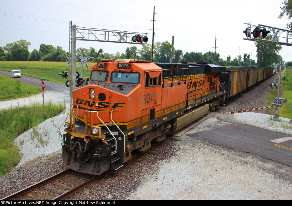 BNSF 6076 - DPU